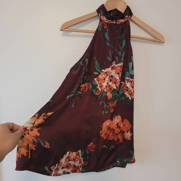 ESPRIT BEAUTIFUL FLORAL PRINT HIGH NECK HALTER TOP - Picture 3 of 8